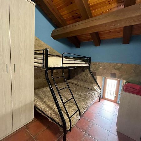 El Horno Albergue Manzanos Kültér fotó