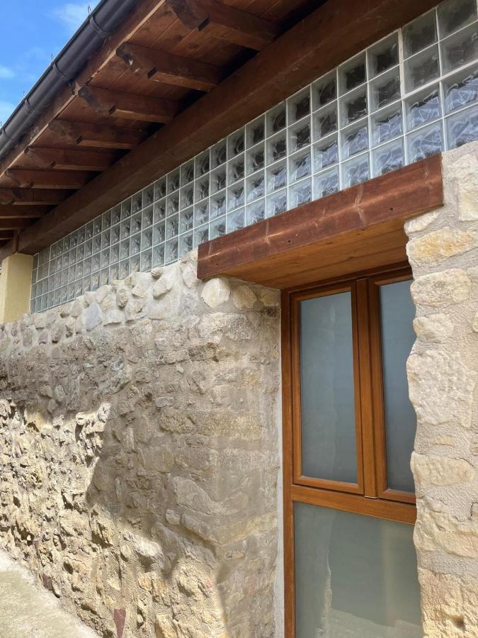 El Horno Albergue Manzanos Kültér fotó